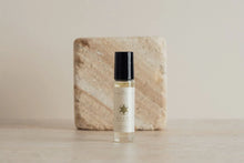 Load image into Gallery viewer, Heart Chakra Balancing Oil - Rose Otto, Jasmin, Black Pepper